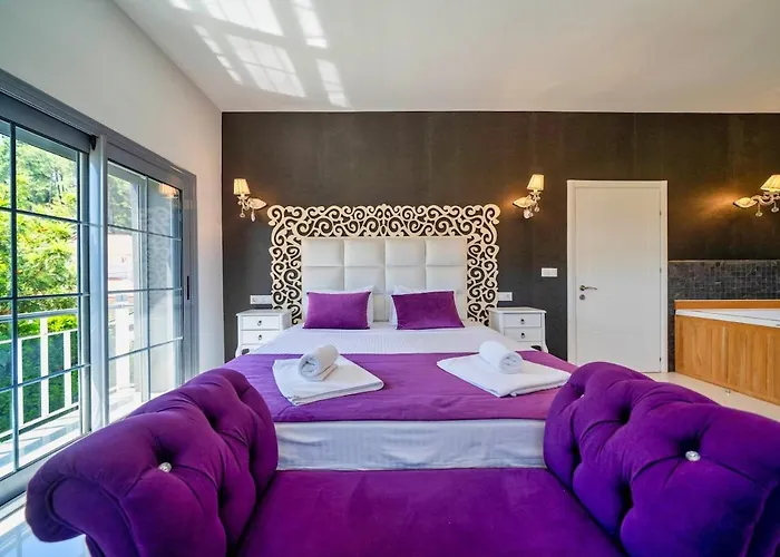 Yakamoz Villa *
